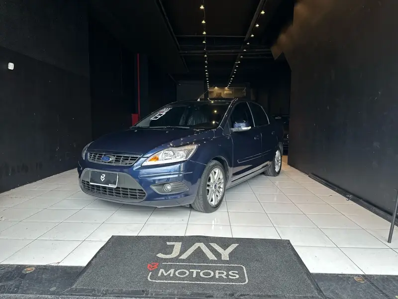 Ford Focus Hatch GLX 2.0 16V (Flex) (Aut)
