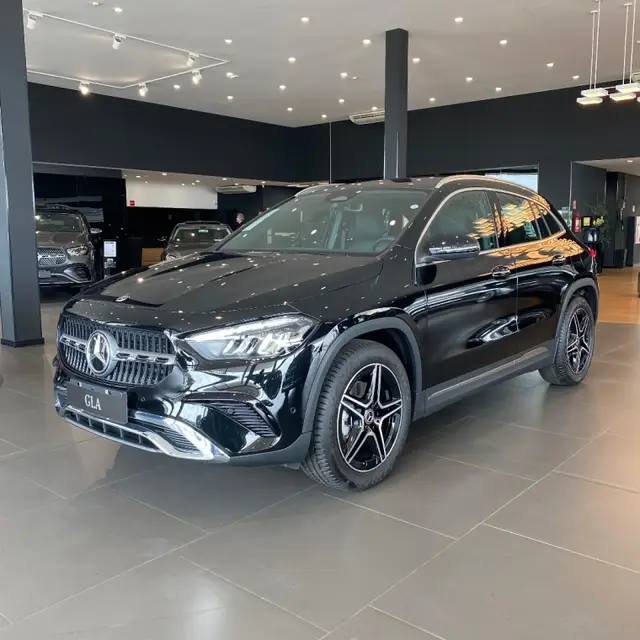 Carro Mercedes-Benz GLA 200 2025 Progressive