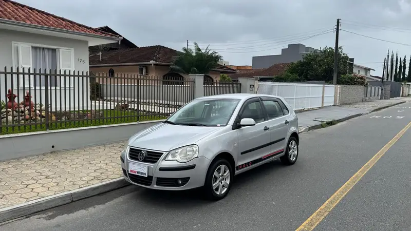Volkswagen Polo Hatch. 1.6 8V (Flex)