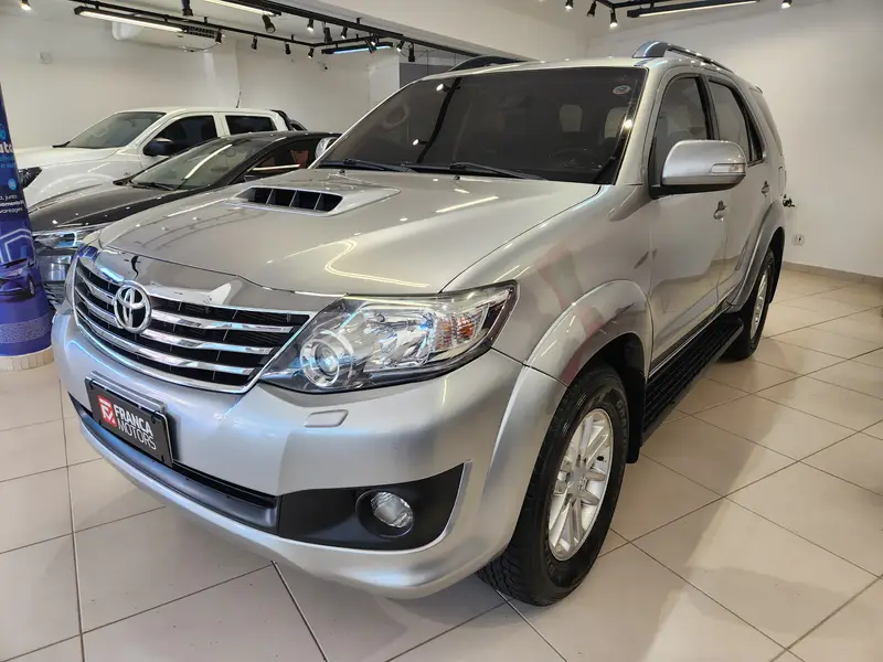 Toyota SW4 Hilux  3.0 TDI 4x4 SRV 5L