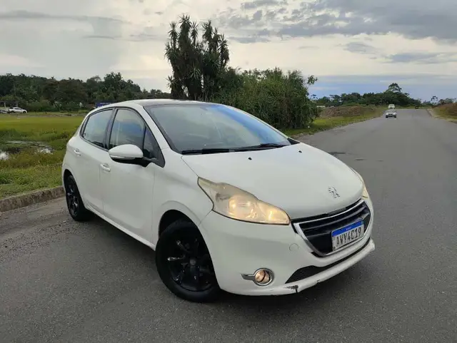 Carro Peugeot 208 2014 Allure 1.5 8V (Flex)