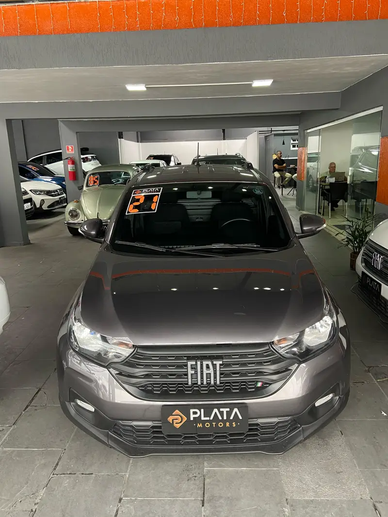 Fiat Strada Freedom 1.3 CS Plus (Flex)