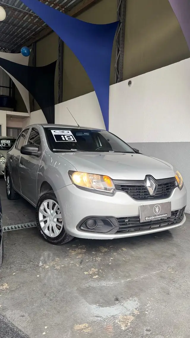 Carro Renault Logan 2018 Authentique 1.0 12V SCe (Flex)