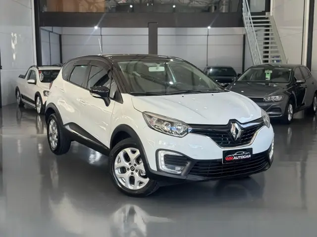 Carro Renault Captur 2018 Life 1.6 16v SCe CVT (Flex)