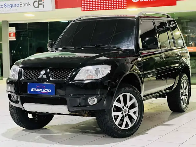 Carro Mitsubishi Pajero TR4 2012 2.0 16V 4x2 (Flex) (Aut)