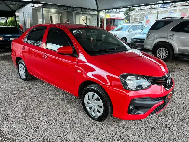 Carro Toyota Etios Sedan 2020 X 1.5 (Flex)