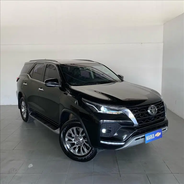 Toyota SW4 SRX 2.8 turbodiesel 7L 4x4 (Aut)