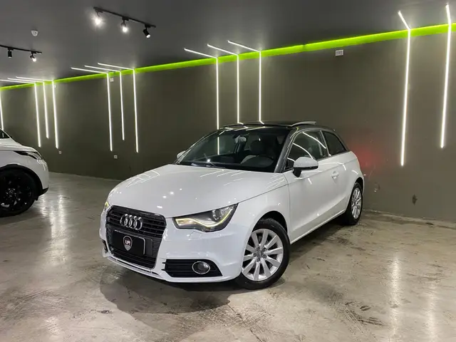 Carro Audi A1 2012 1.4 TFSI Attraction S Tronic