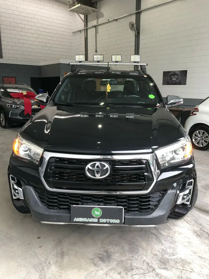 Toyota Hilux Cabine Dupla Hilux 2.8 TDI CD SRX 50th 4x4 (Aut)