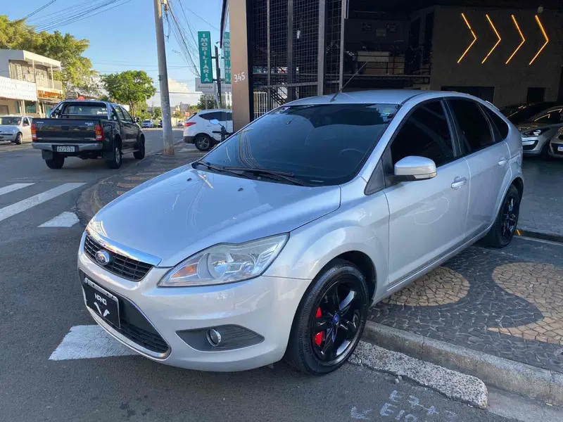 Ford Focus Sedan GLX 2.0 16V (Flex) (Aut)