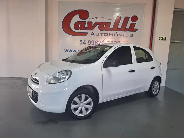 Carro Nissan March 2012 1.0 16V (Flex)