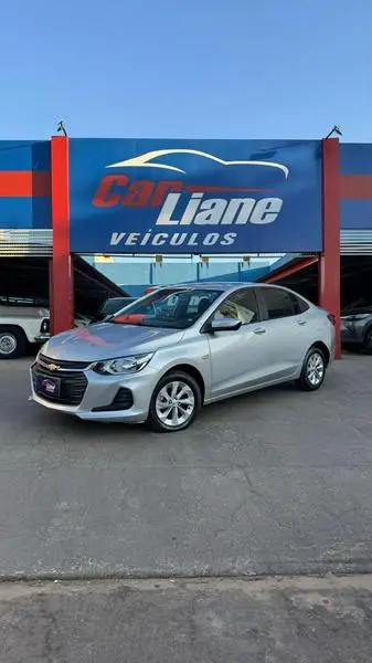 Carro Chevrolet Onix Plus 2023 LT 1.0