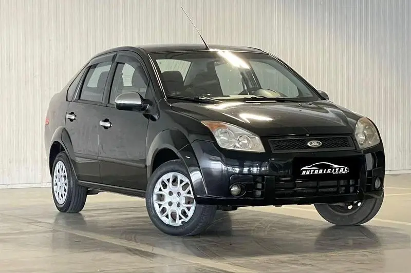 Ford Fiesta Sedan 1.6 (Flex)