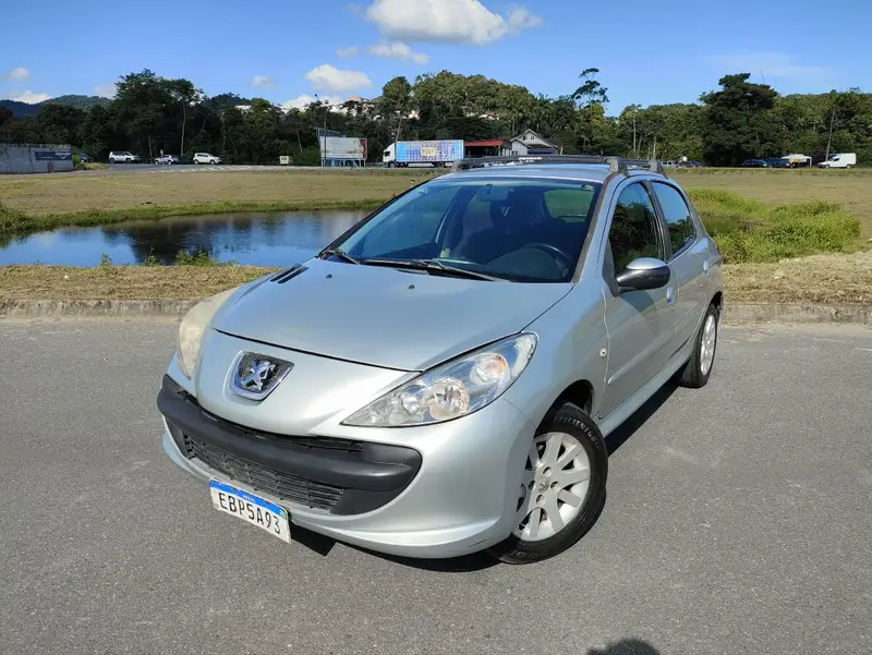 Peugeot 207 Hatch XS 1.6 16V (flex) 2p
