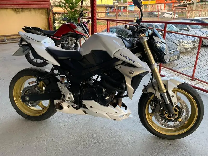 Suzuki GSR 750 GSR 750A