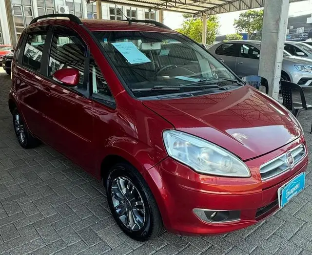 Carro Fiat Idea 2014 Attractive 1.4 8V (Flex)