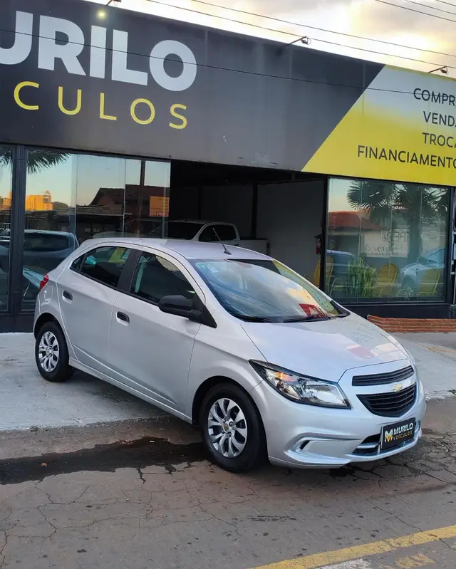 Carro Chevrolet Onix 2019 1.0 Joy SPE/4