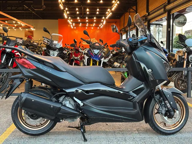 Carro Yamaha XMax 2023 ABS