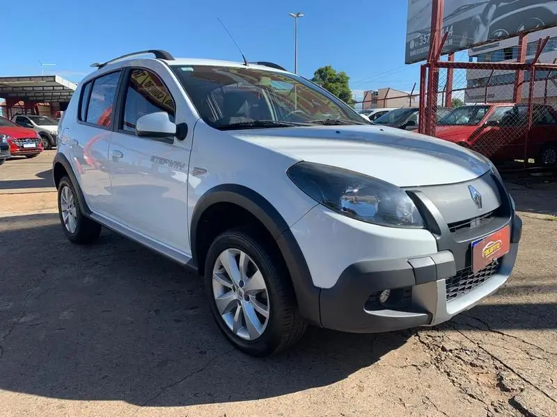 Renault Sandero Stepway 1.6 8V (flex)