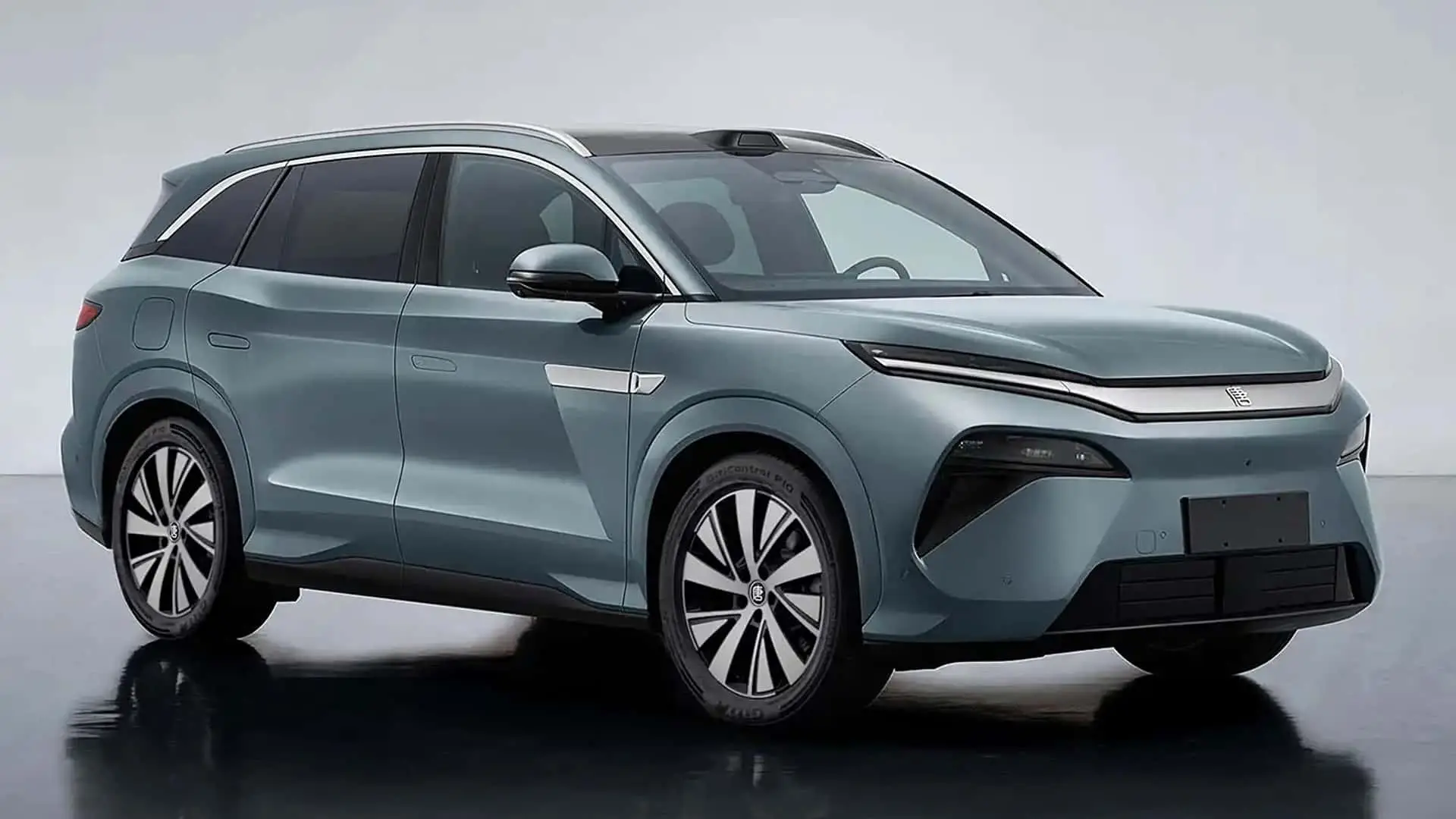 BYD Tang L