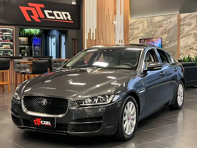 Carro Jaguar XE 2017 2.0 GTDI Pure