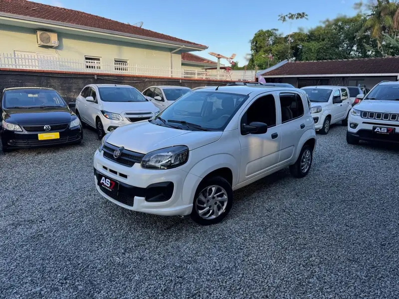 Fiat Uno Attractive 1.0