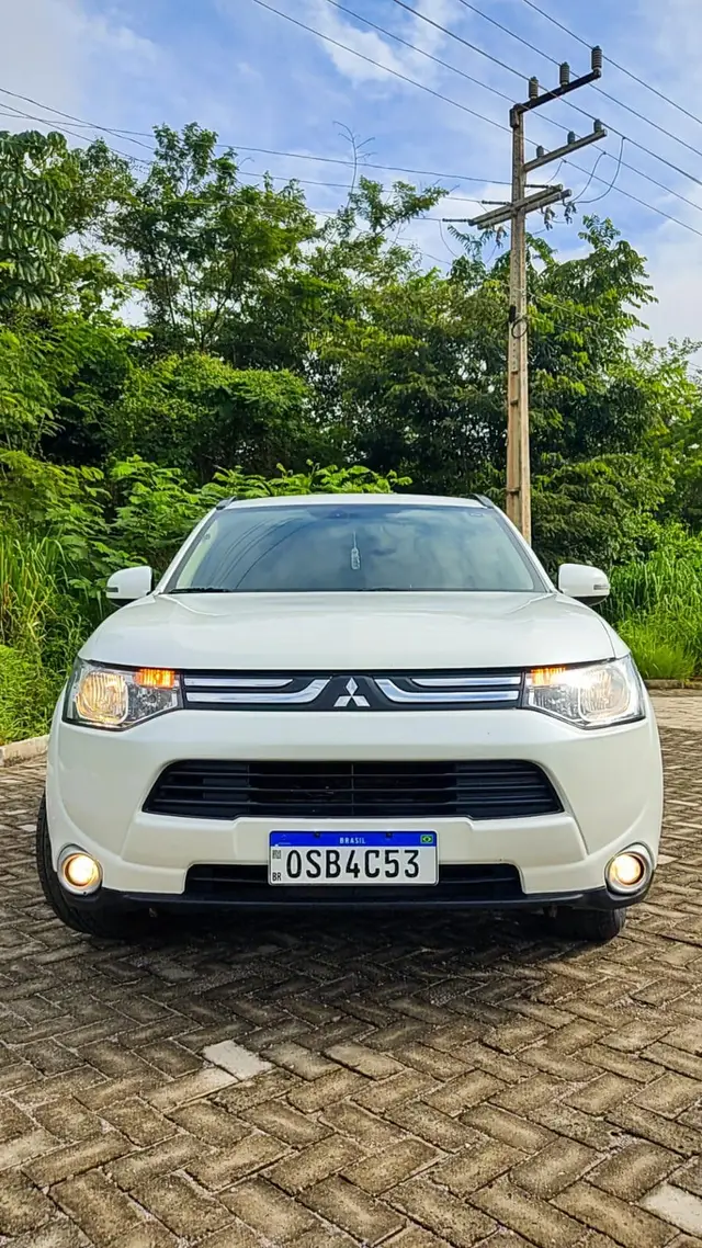 Carro Mitsubishi Outlander 2014 2.0 16V CVT