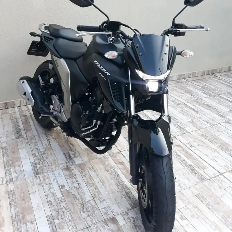 Yamaha Fazer FZ25 ABS