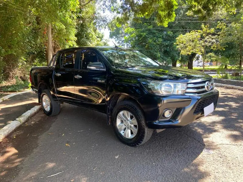 Toyota Hilux 2.8 TDI SR CD 4x4 (Aut)