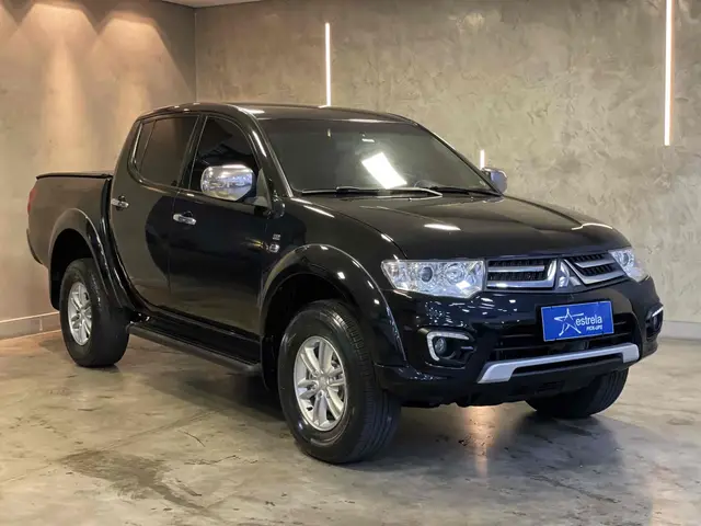 Carro Mitsubishi L200 Triton Sport 2017 3.5 V6 HPE 4WD (Flex) (Aut)