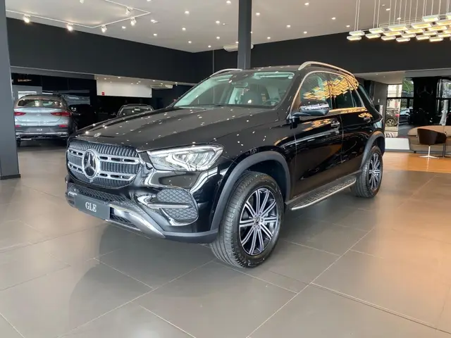 Carro Mercedes-Benz GLE 450d 2025 GLE-450 4MATIC 3.0 SUV V6 Diesel (Híb)