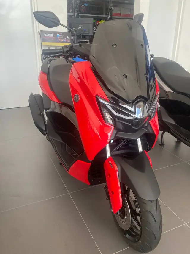 Moto Yamaha NMax 2025 Connected 160 ABS