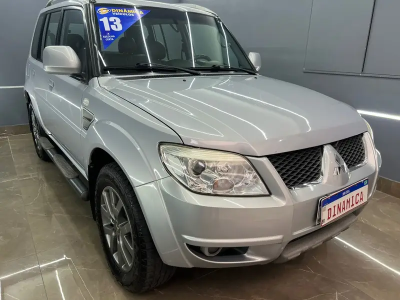 Mitsubishi Pajero TR4 2.0 16V 4x2 (Flex) (Aut)
