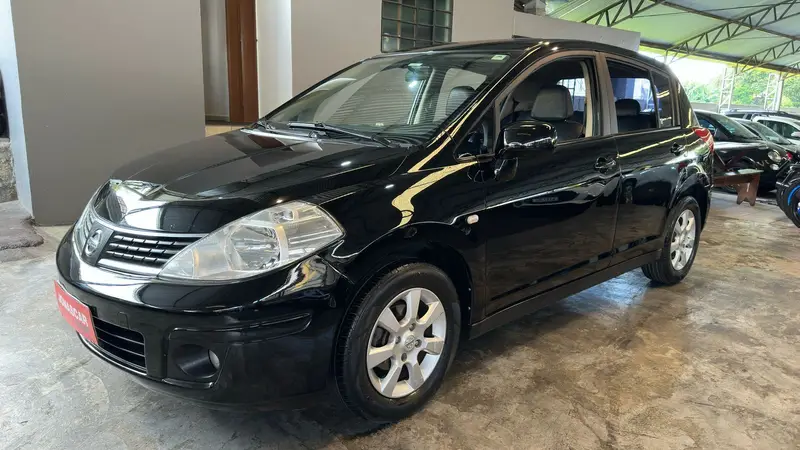 Nissan Tiida S 1.8