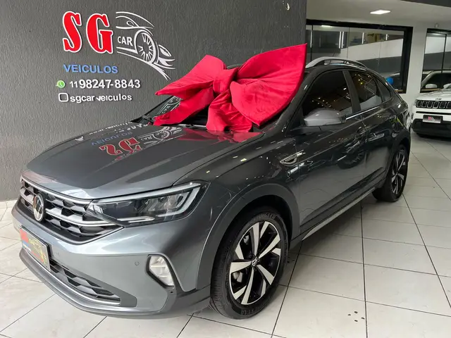 Carro Volkswagen Nivus 2023 Highline 200 TSI