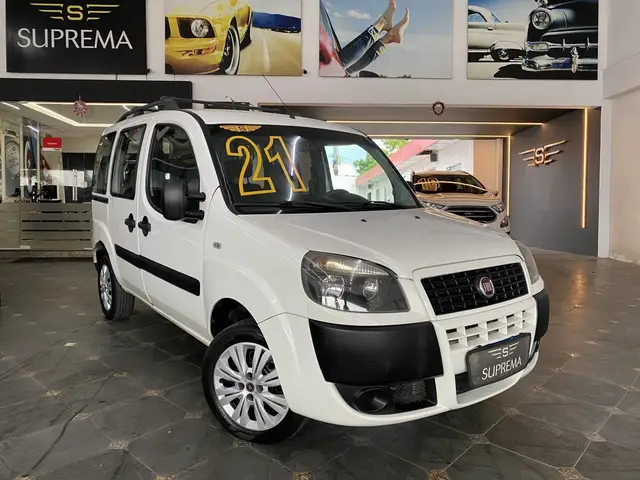 Carro Fiat Doblò 2021 Essence 1.8 16V (Flex)
