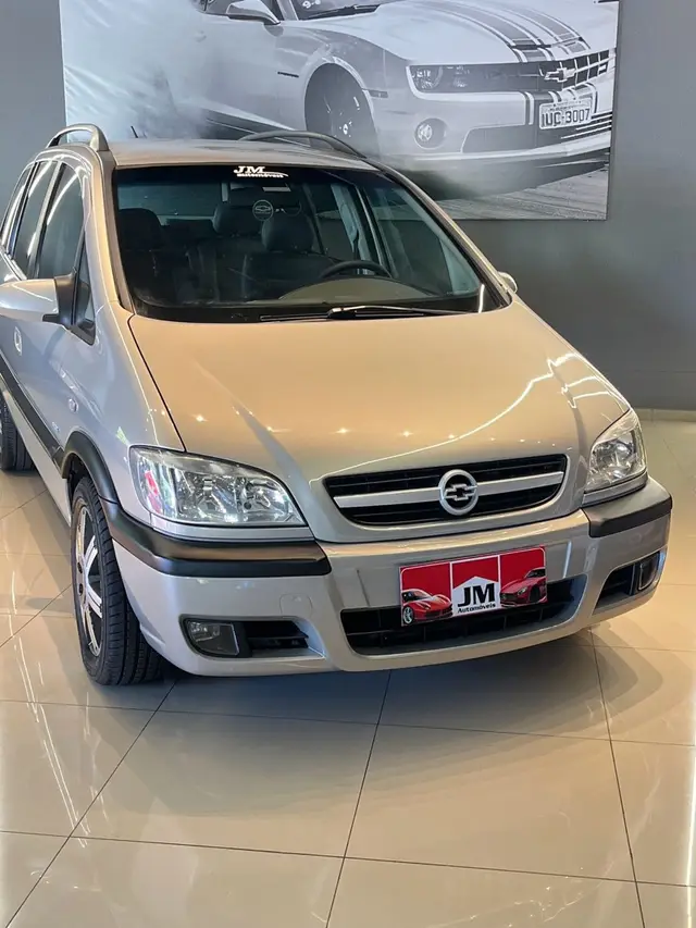 Carro Chevrolet Zafira 2005 Elite 2.0 (Flex)