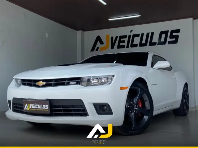 Carro Chevrolet Camaro 2015 SS 6.2