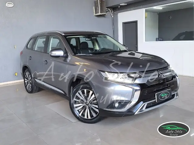 Carro Mitsubishi Outlander 2020 2.0 HPE 7L CVT
