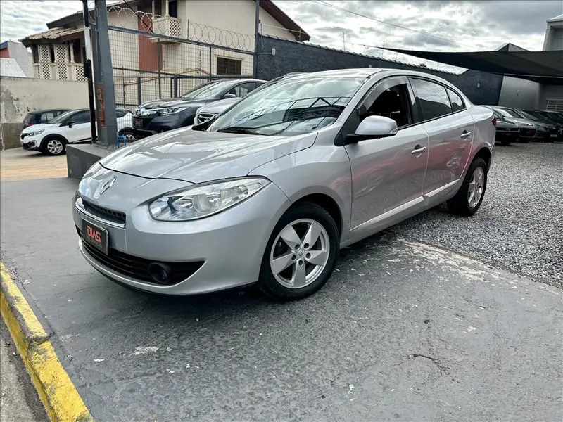 Renault Fluence 2.0 16V Dynamique (Flex)
