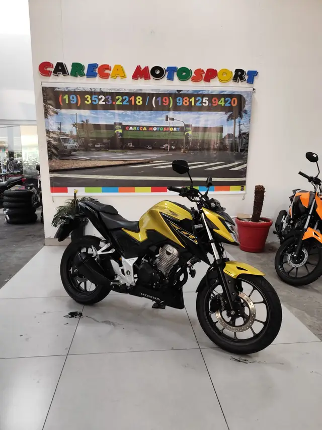 Moto Honda CB 300F Twister 2023 (ABS)