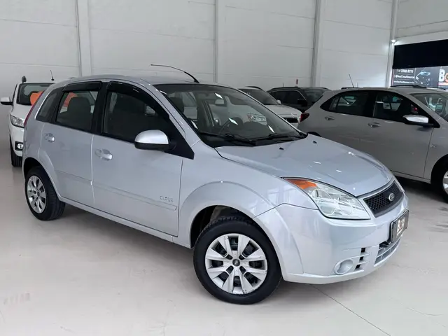 Carro Ford Fiesta Hatch 2009 1.0 (Flex)