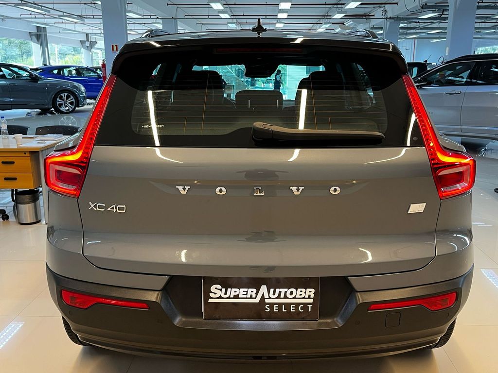 XC40 1.5 T5 Hybrid R-Design AWD