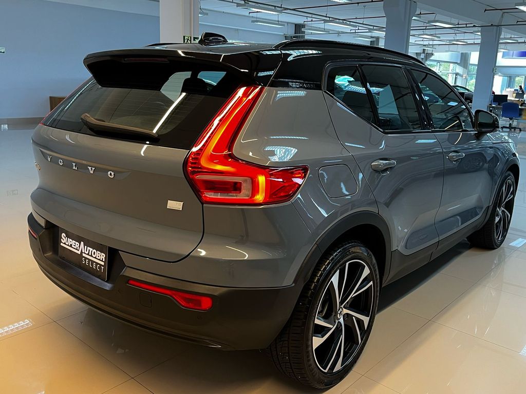 XC40 1.5 T5 Hybrid R-Design AWD