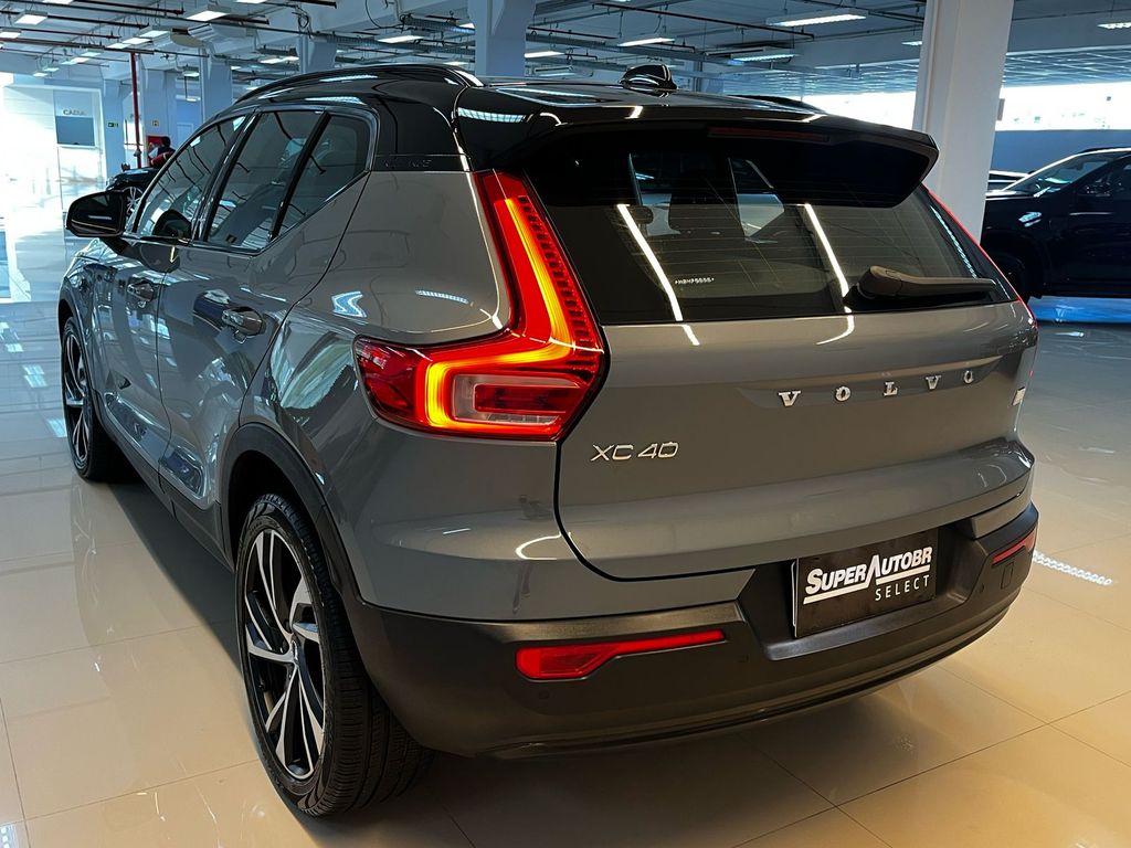 XC40 1.5 T5 Hybrid R-Design AWD