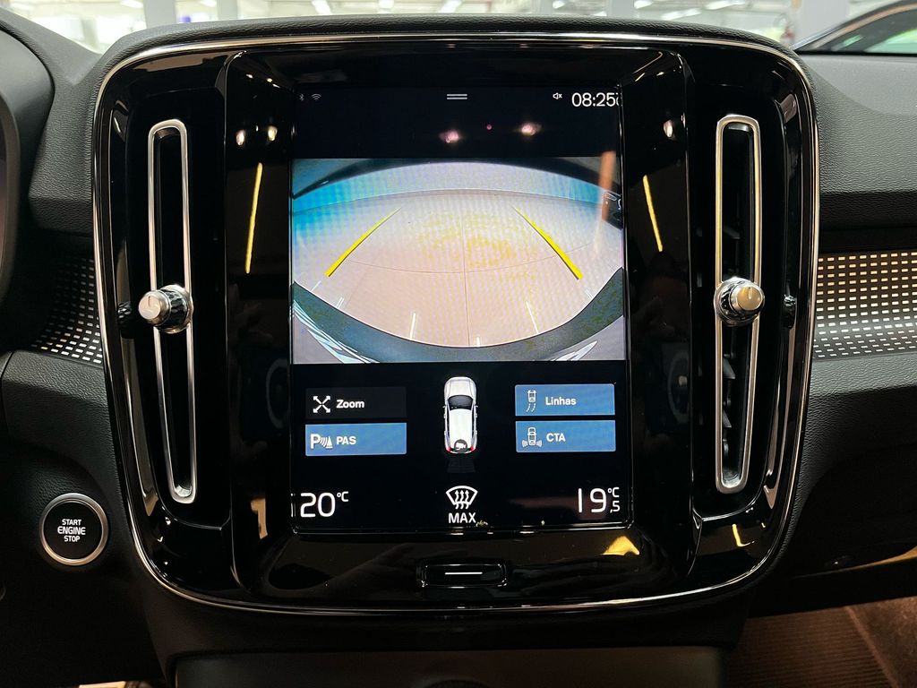 XC40 1.5 T5 Hybrid R-Design AWD