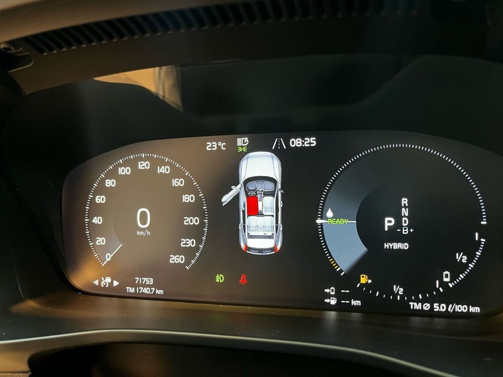 XC40 1.5 T5 Hybrid R-Design AWD