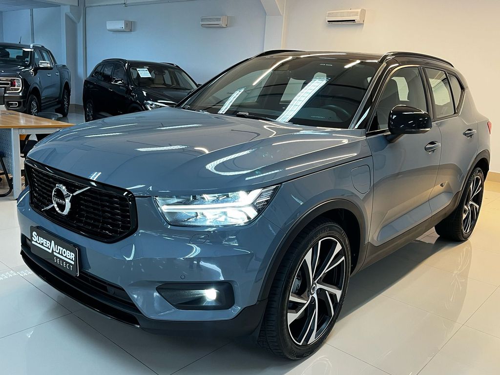 XC40 1.5 T5 Hybrid R-Design AWD