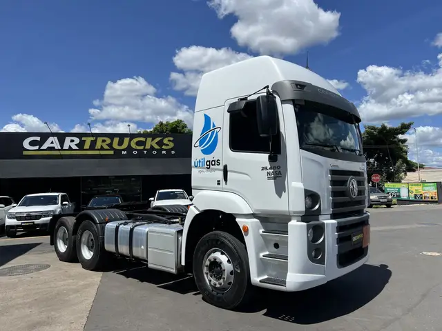 Carro Volkswagen 25.420 2023 Constellation 6x2 2p (Diesel)(E5)