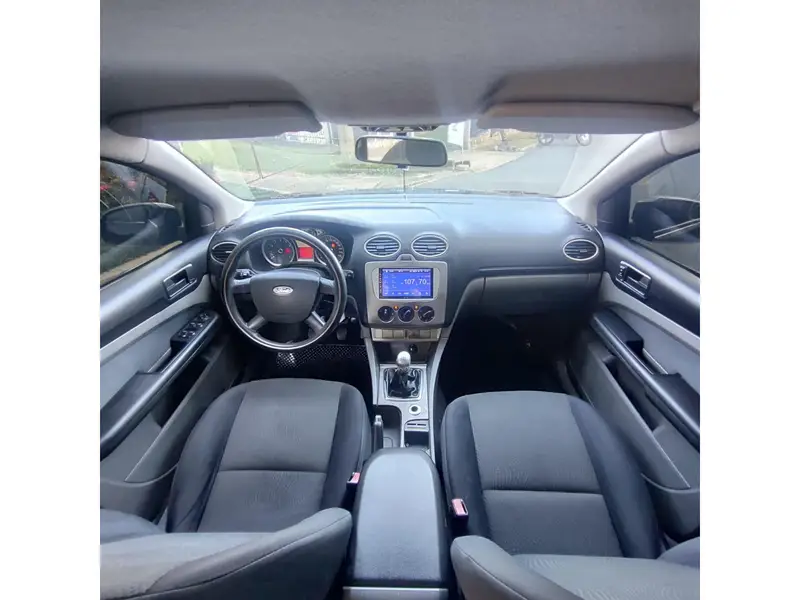 Ford Focus Sedan GLX 2.0 16V Duratec